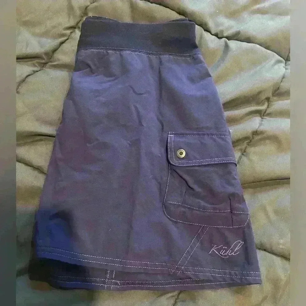 Kuhl women’s hiking shorts, size 4, Indigo